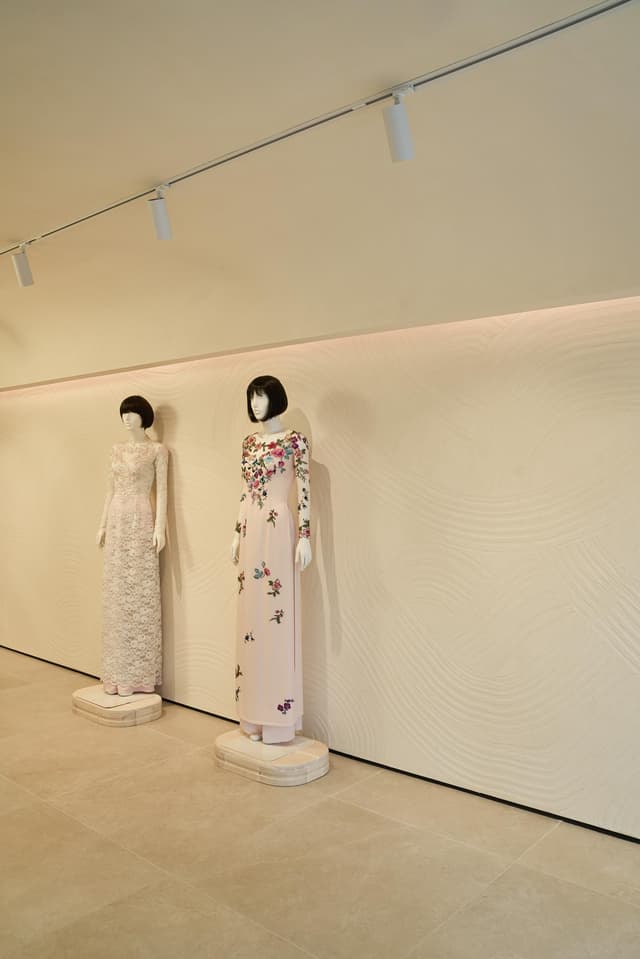 Lien Huong Store_x0817.jpeg